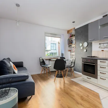 Marina Stylish Apartment *